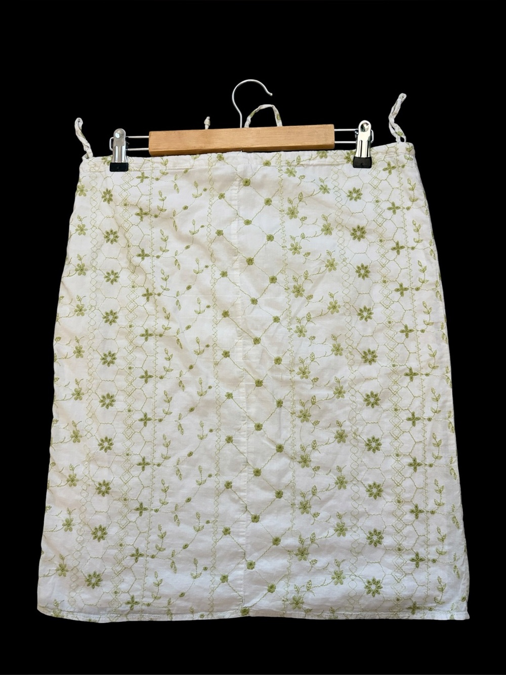 Wet Seal Cottage White Dainty Floral Embroidered 100% Cotton Mini Skirt Small - Picture 2 of 10